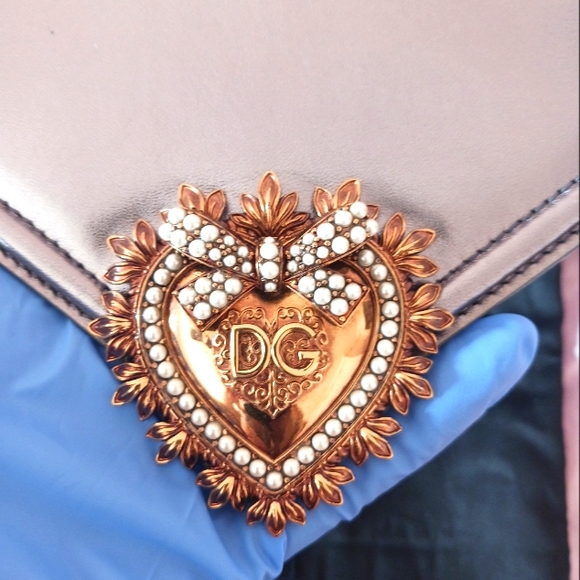 Brand New Dolce Gabbana Medium Devotion Silver w Dust Bag & authentication card - Picture 8 of 11